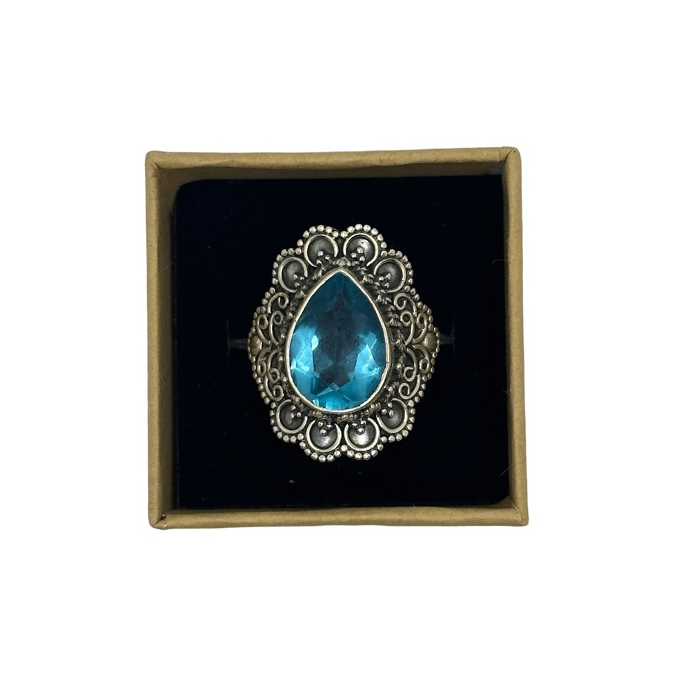 Solid sterling silver 5CT blue topaz ring size 6